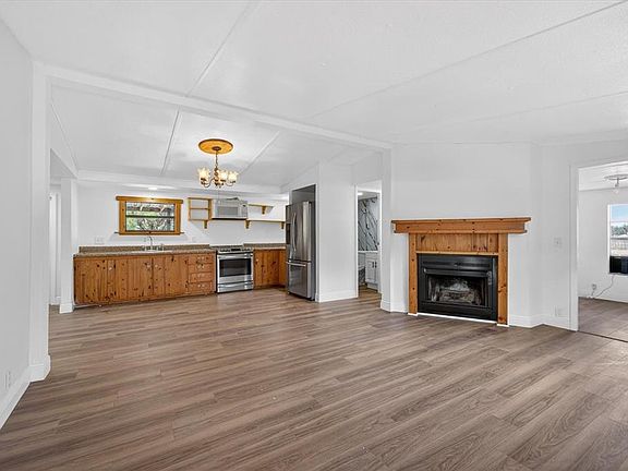 4th image of 18409 Rigsby Rd