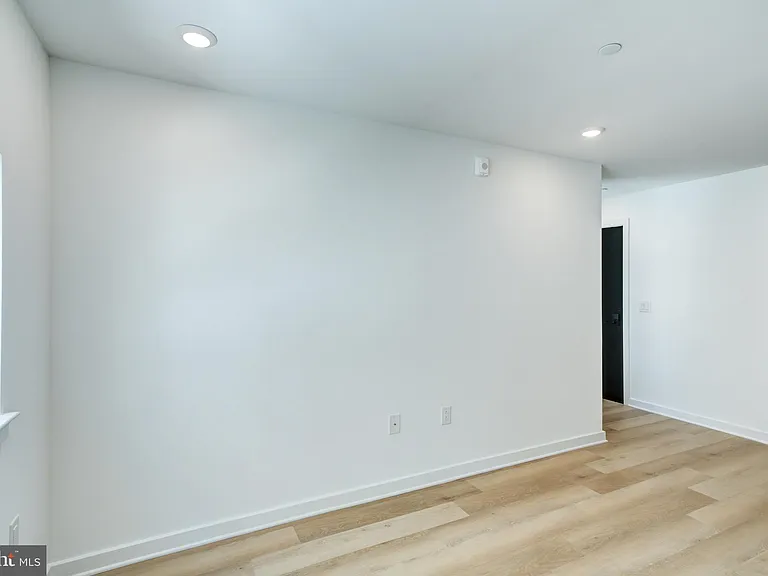 2329 Ellsworth St #2 — Photo 8