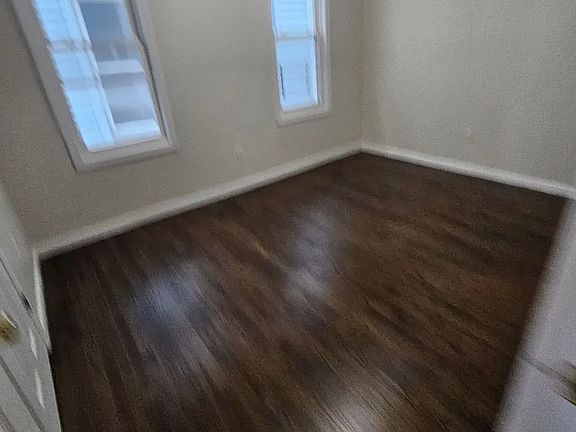 3rd image of 140 Johnson Ave #2