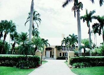 1st image of 460 Leucadendra Dr