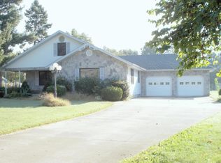 542 S White Oak Rd, Marshfield, MO 65706
