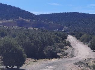 004B N Retirement Ln, Seligman, AZ 86337