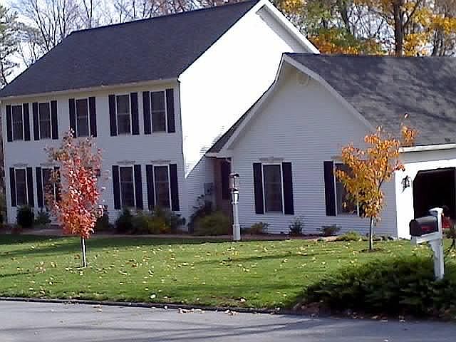 2nd image of 13 Hounds Chase Dr
