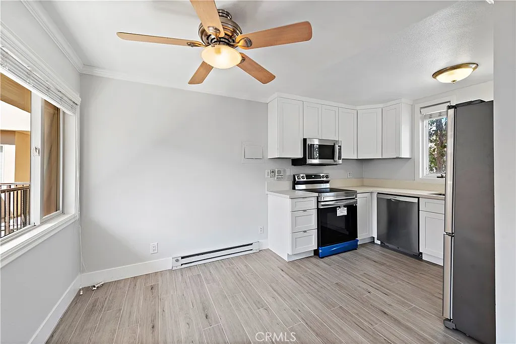 2 bed, 853 sqft, $4,650 — Photo 4