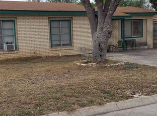 112 Jodobo Dr, Del Rio, TX 78840