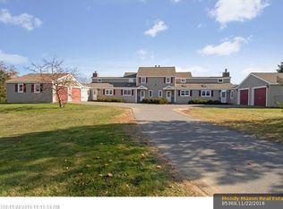 8 Riverview Dr APT A, North Berwick, ME 03906