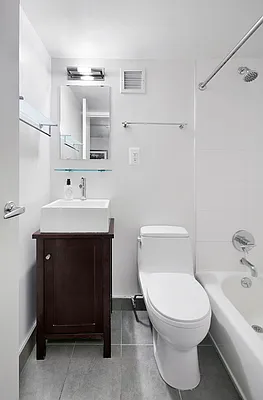 Rented by Compass | media 9