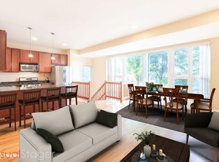 4717 W Pensacola Ave #1S, Chicago, IL 60641
