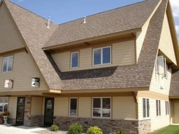 2097 County Road D E, Saint Paul, MN 55109