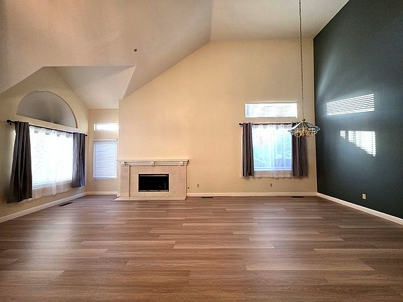 3rd image of 48962 Tulare Dr
