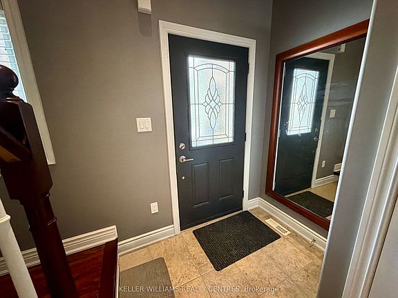 3rd image of 125 Huronia Rd