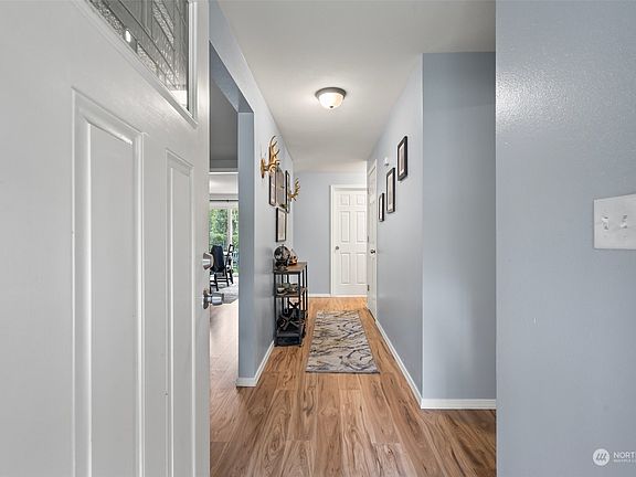 3rd image of 11514 94th Avenue E