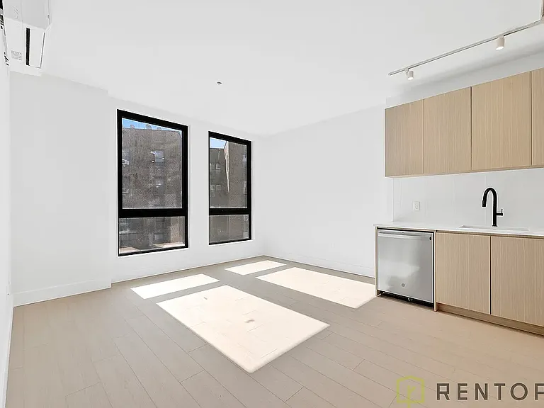 1634 Flatbush Ave #566 — Photo 3
