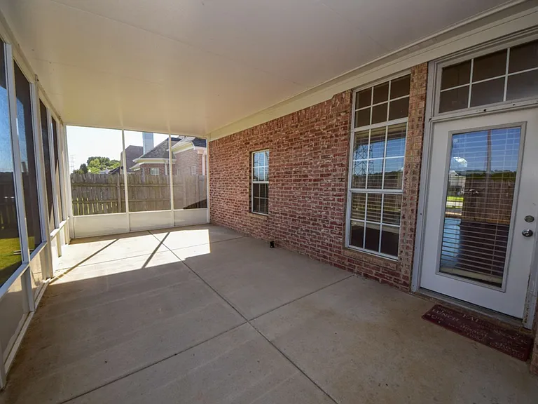 2648 Plum Creek Dr — Photo 25