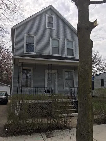 416 E 22nd St photo 1