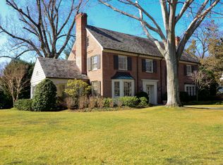 6200 Kennedy Dr, Chevy Chase, MD 20815