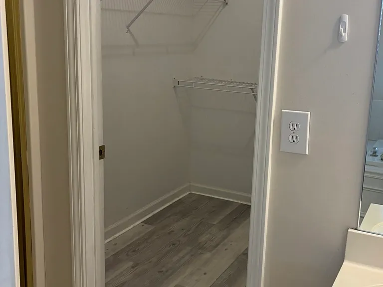 Master bdrm closet
