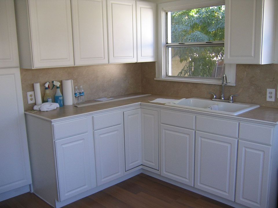 New Kitchen Cabinets
