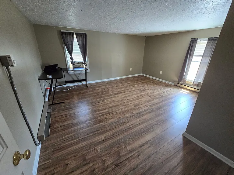 5666 Germantown Rd — Photo 4