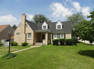 1129 N 2nd St, Jeannette, PA 15644