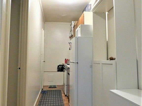 5th image of 26 Leroy St APT 1FN