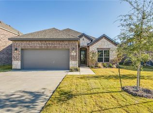 417 Linda St, Crowley, TX 76036
