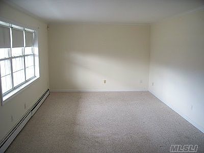 4th image of 11 Burwood Ln