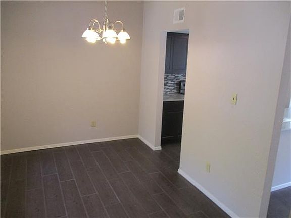 5th image of 8560 Park Ln #155