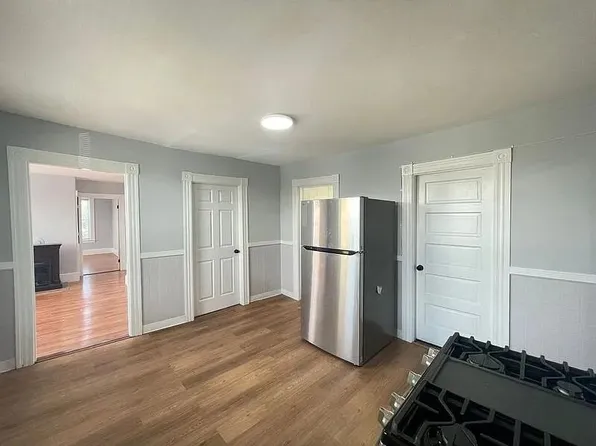 231 Laurel St #3, Manchester, NH 03103