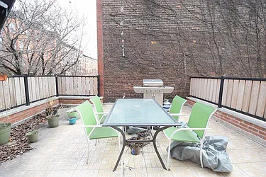 Rented by Rolling Stone Realty LLC