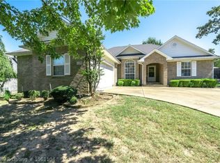 1201 Elizabeth Ln, Fort Smith, AR 72903