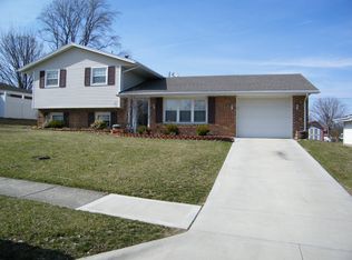 32 Regency Dr, Cedarville, OH