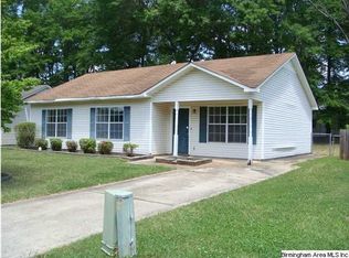 3729 Gray Oaks Dr, Bessemer, AL 35020