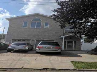 131 Mozart St, East Rutherford, NJ 07073