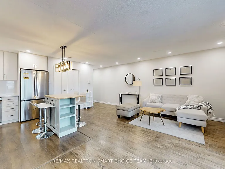 895 Kennedy Rd #505 — Photo 12