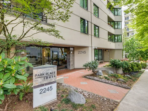 2245 SW Park Pl Unit 6A, Portland, OR 97205