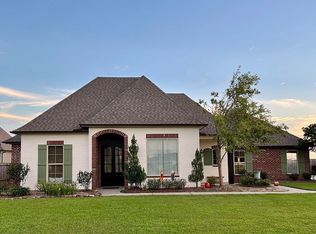 1425 Mary Carla Ln, Lake Charles, LA 70605