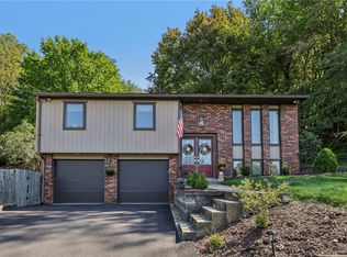 3959 Catherine Dr, Allison Park, PA 15101