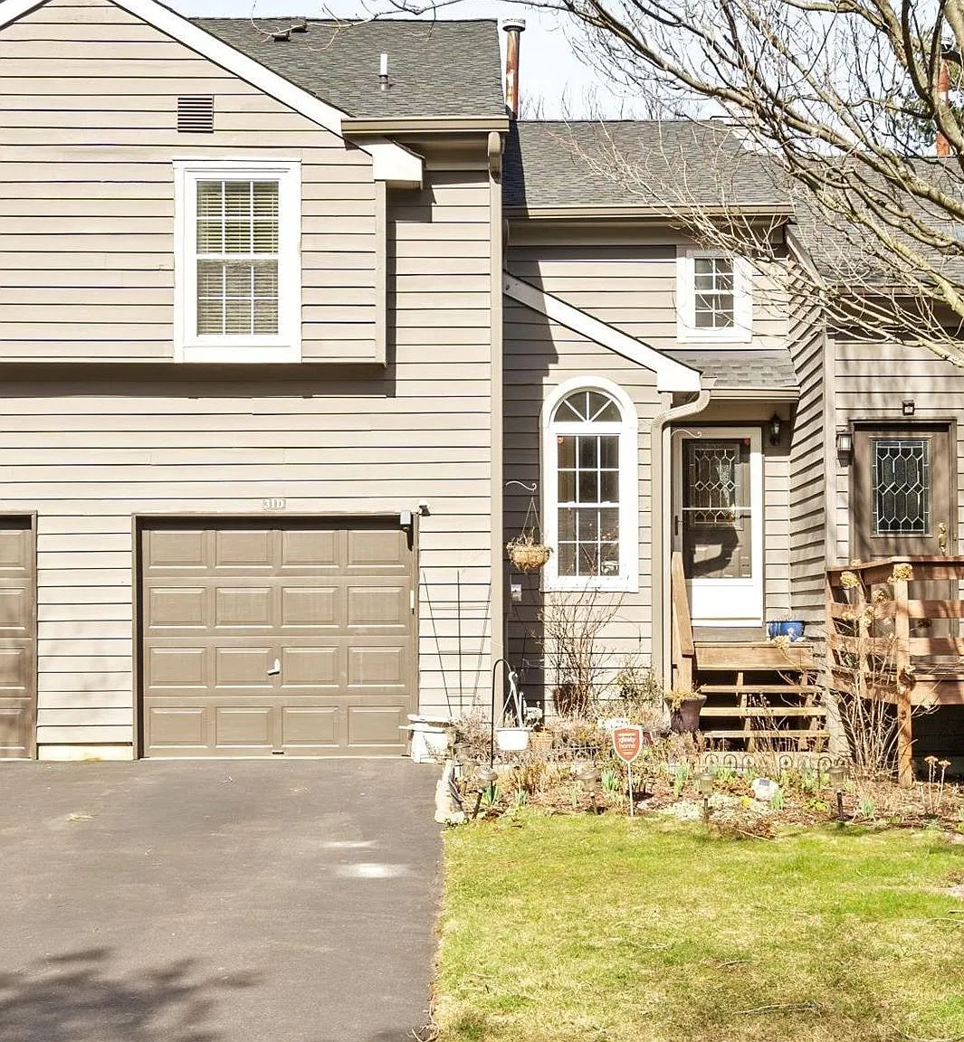 3 bed, 2.5 bath, 1569 sqft, $3,550 — Photo 1