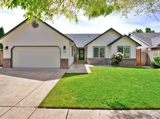 3366 Merryvale Rd, Eugene, OR 97404