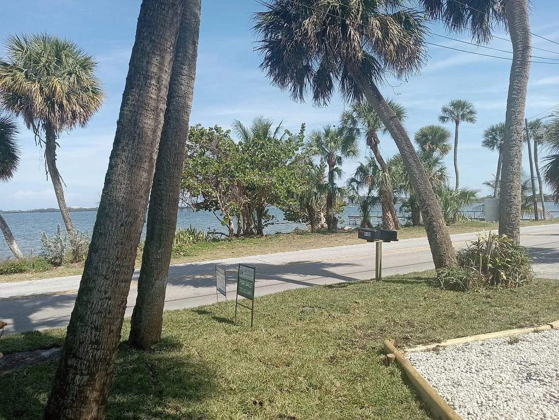 2 bed, $1,850 — Photo 1