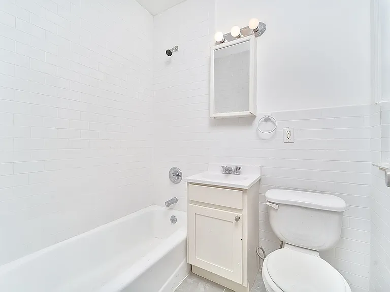 421 E 80th St #4C — Photo 5