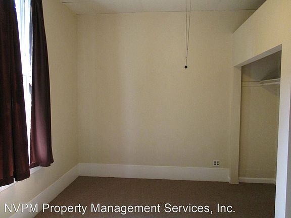 2nd image of 626 W 4th St #11055350