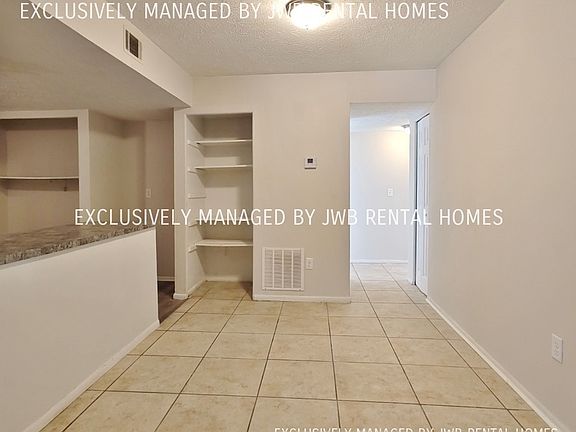 5th image of 7201 Arlington Expy APT 73
