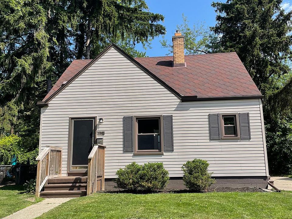 1st image of 186 Crestwood St