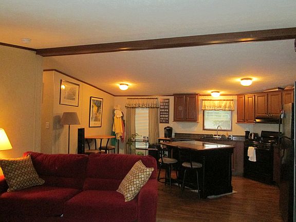 5th image of 331 Rowland St Trlr 15