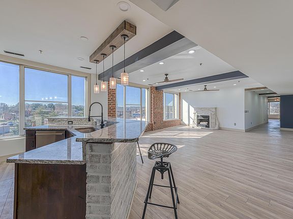 5th image of 200 E Main St #5