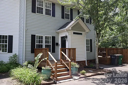 3200 Westfield Rd #B Photo 1