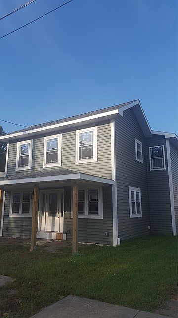 1st image of 512 N Carroll St
