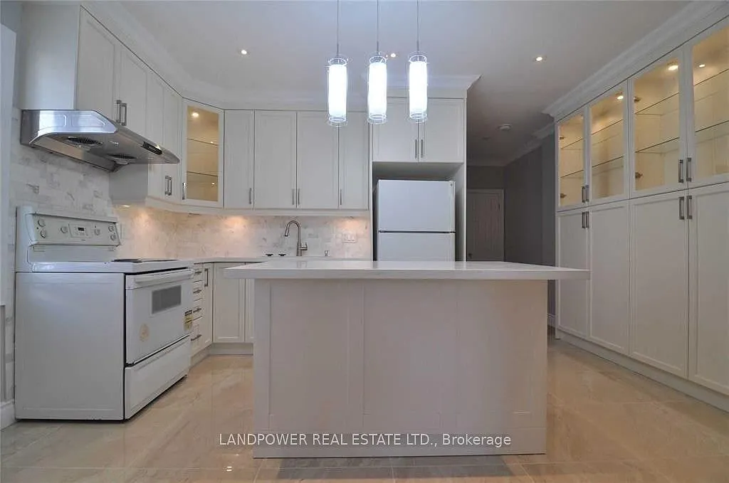 2 bed, $3,000 — Photo 3
